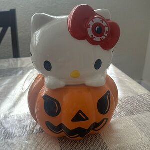 HELLO KITTY HALLOWEEN COOKIE JAR